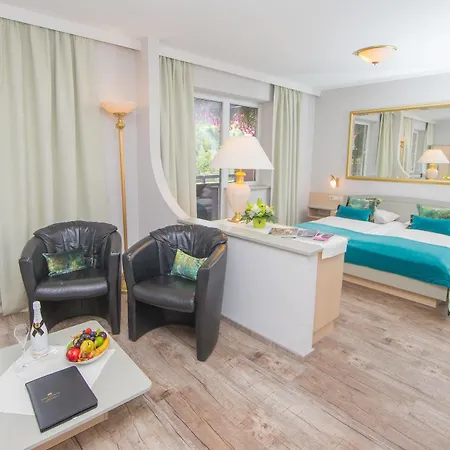 Interstar Hotel