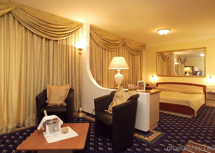 Interstar Hotel