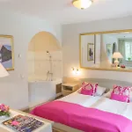 Interstar Hotel