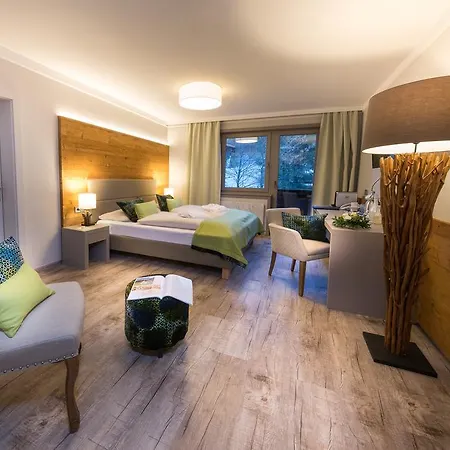 Interstar Hotel Saalbach