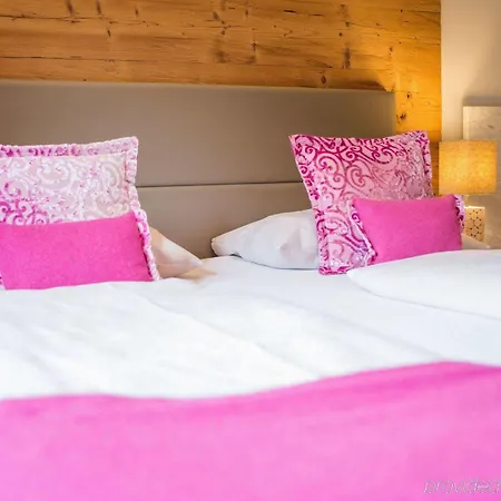Interstar Hotel 4*